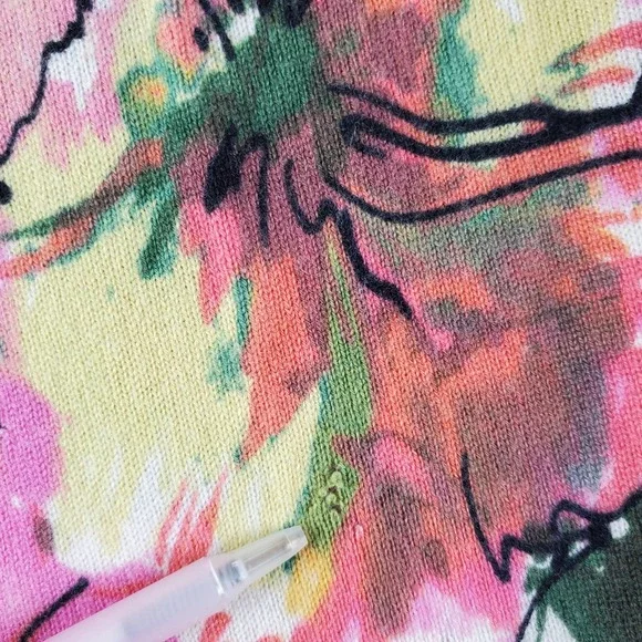 Neiman Marcus Sweater Womens Small Floral Cashmere Scoop Neckline Pullover - Picture 13 of 15